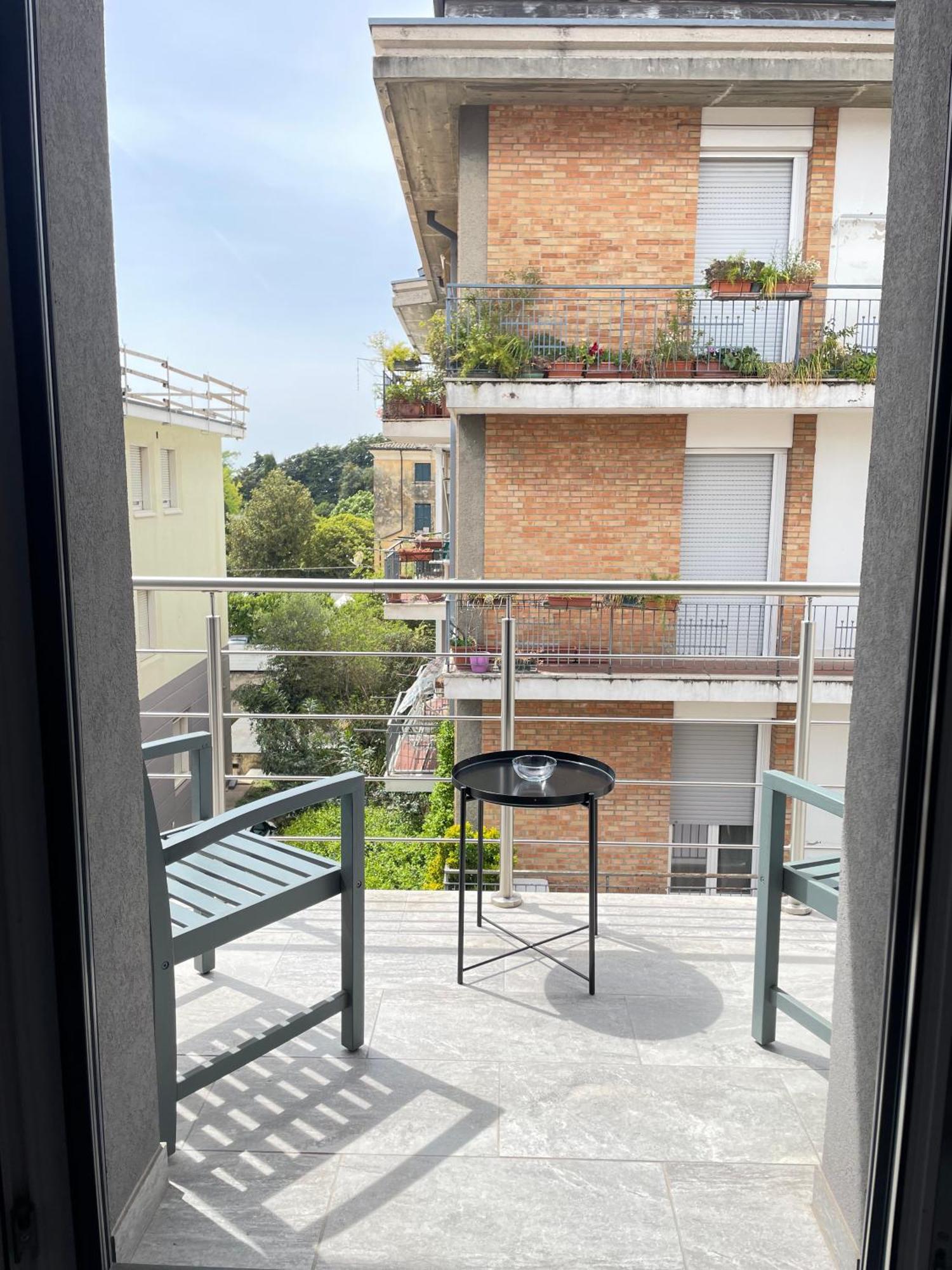 Bardolino Center Apartments Exterior photo